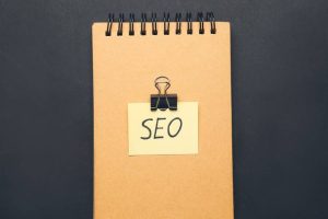 آموزش جذب مخاطب هدف: چکیده تجربیات نی نی سایت (۶ مورد کلیدی) + سوالات متداول