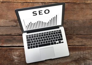 چگونه مخاطب هدف خود را جذب کنیم؟ چکیده‌ای از 26 تجربه نی‌نی‌سایت به همراه سوالات متداول