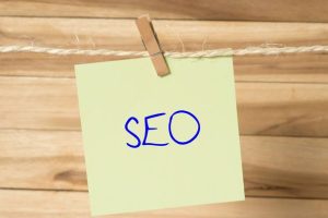 آموزش افزایش بازدید سایت: چکیده تجربیات نی نی سایت (15 مورد کلیدی) + سوالات متداول و جدول جامع